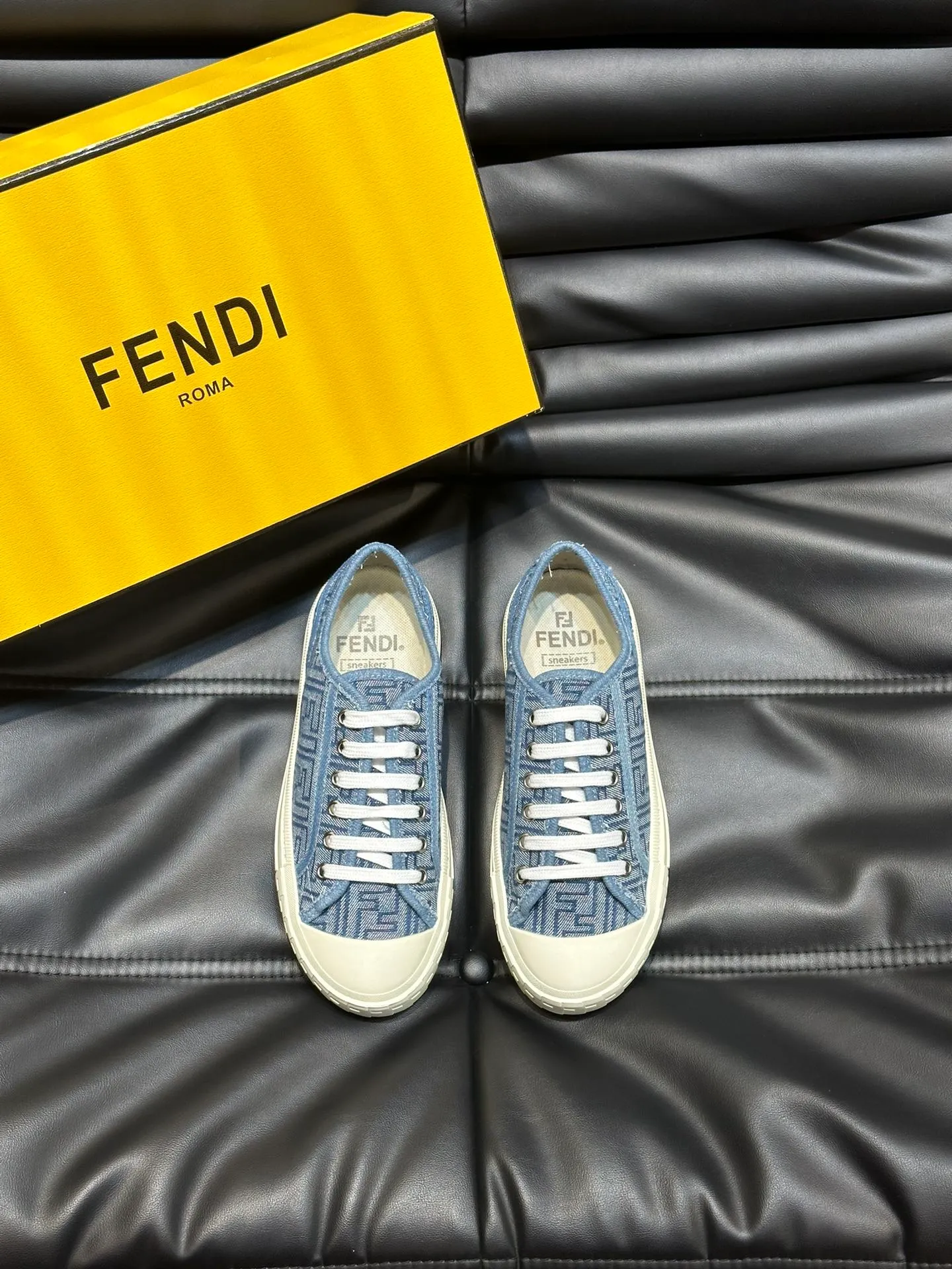 Men's men's shoes 💰420 [New style] 🍿🍿Fendi Fendi👫Couple style low-top canvas shoes, Fendi 2024 spring and summer new lace-up canvas shoes, upper FF jacquard fabric, decorated with same-color satin trim, soles FF carved decoration, soft elastic foot feel, perfect foot comfort! Size: 35-40 Male 38-45